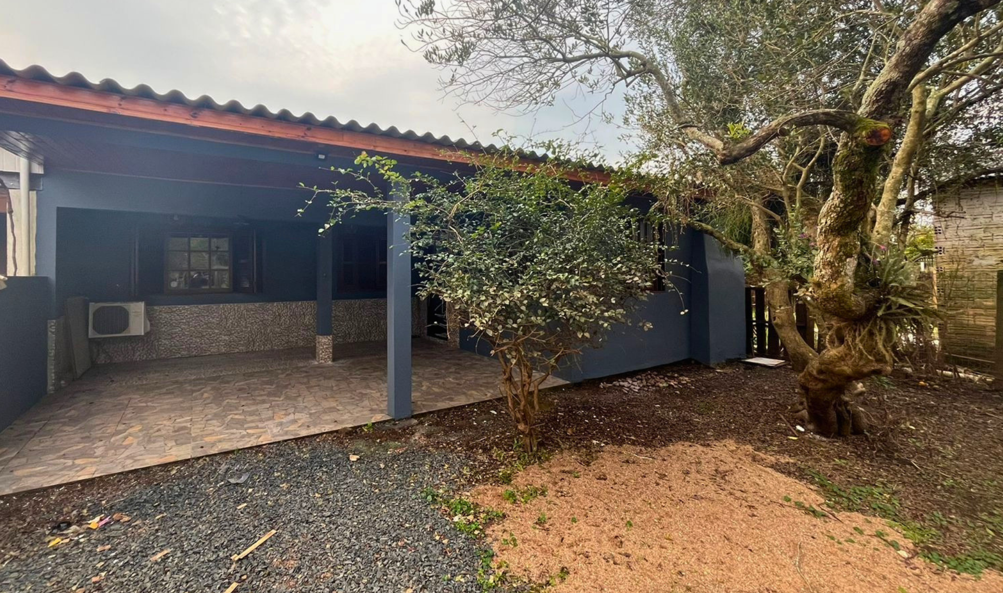 Casa para venda localizada no sans souci!