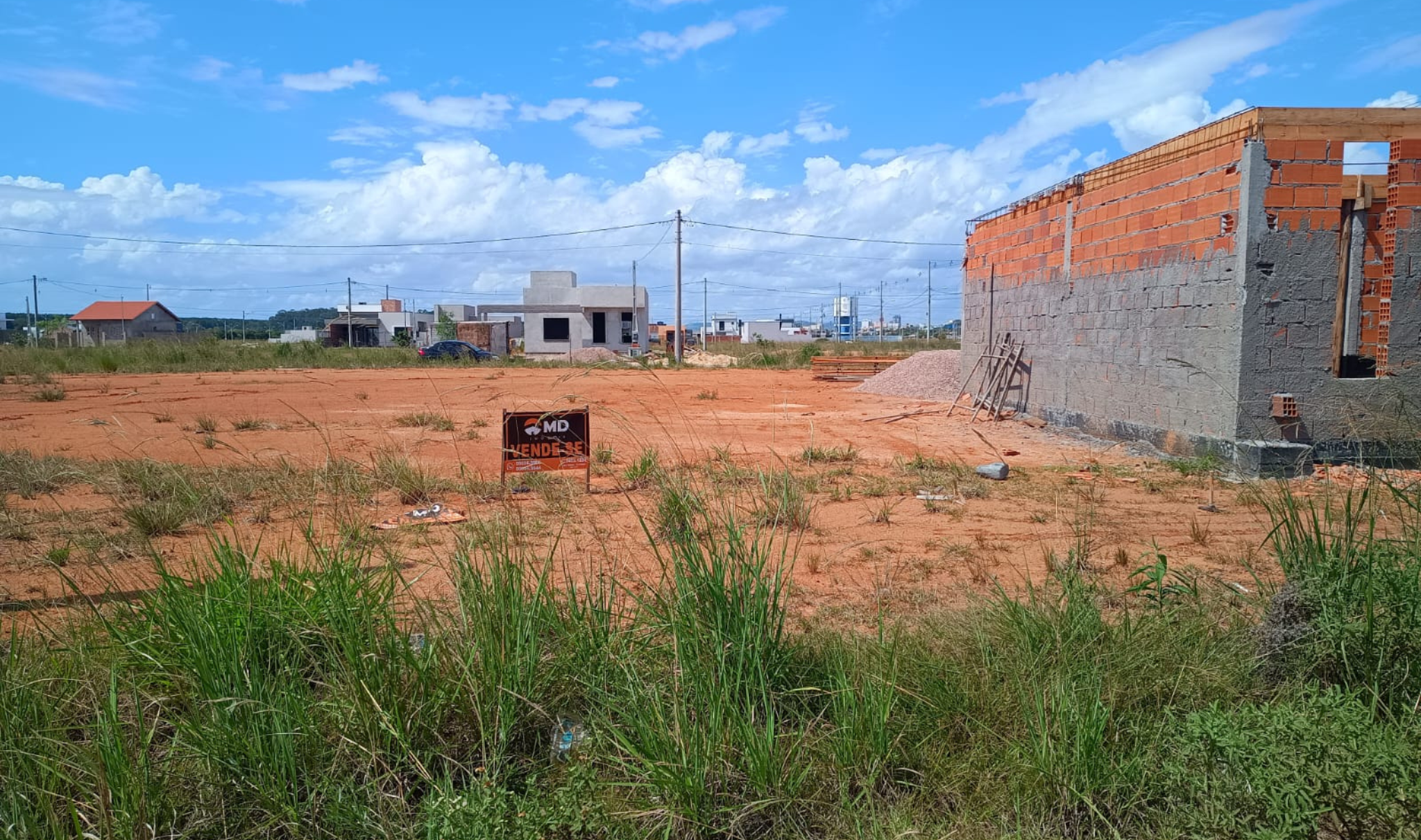 Ótimo terreno pronto para construir no Guaíba Park 